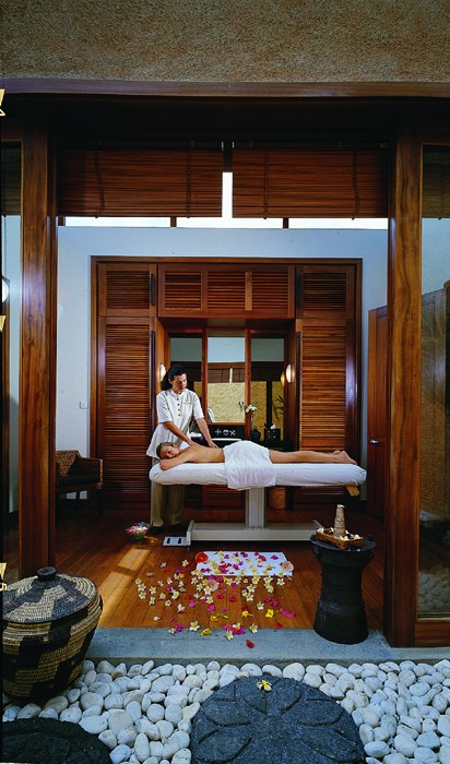 MU - The Oberoi Mauritius - Spa Massage.jpeg