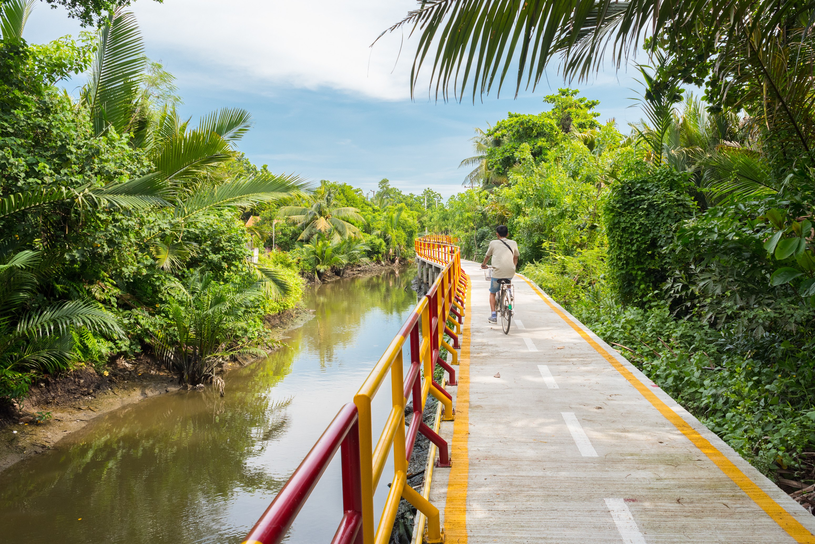 TH-Bangkok Bicycle-Shutterstock.jpg
