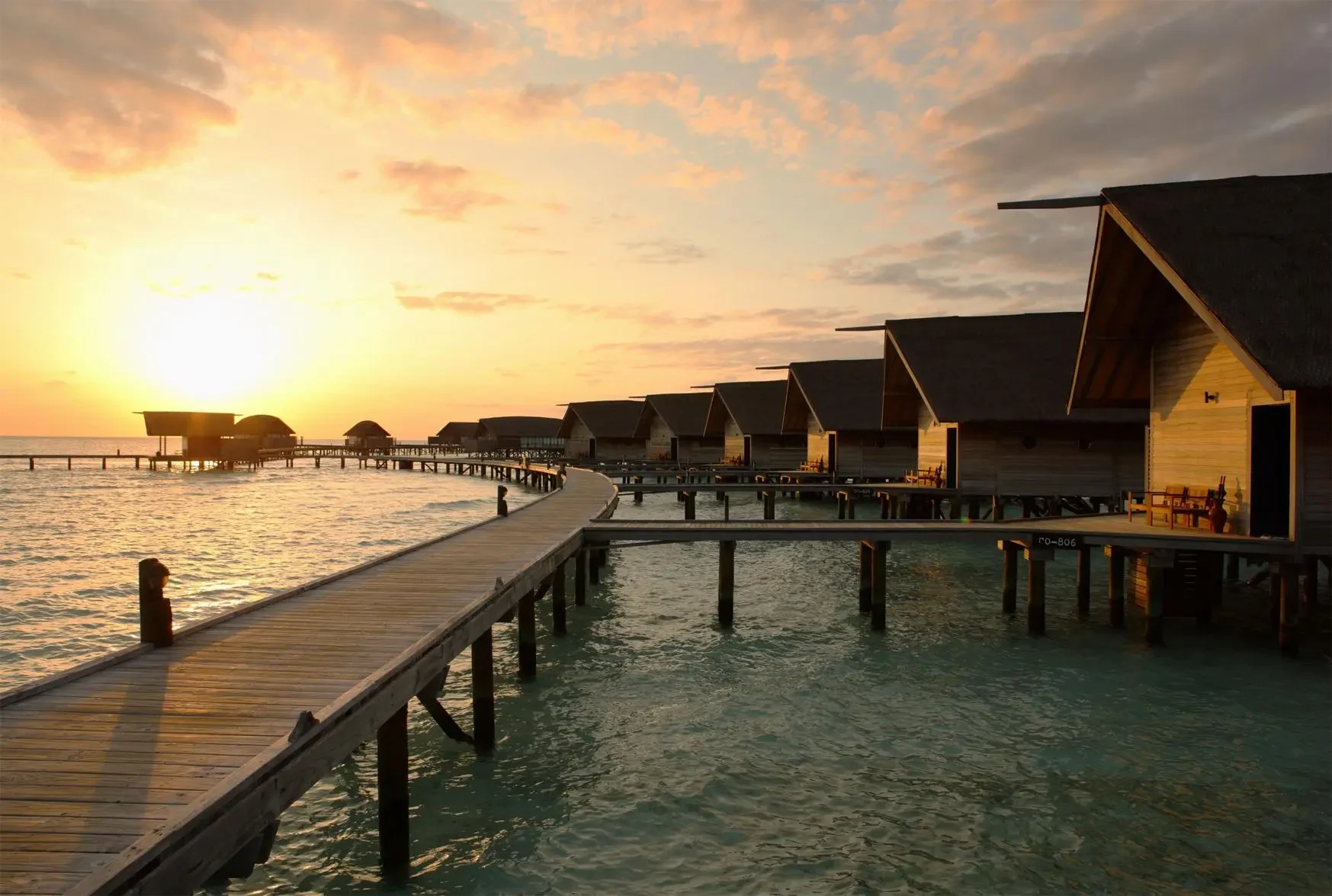 MV - COMO Cocoa Island - Boardwalk.webp