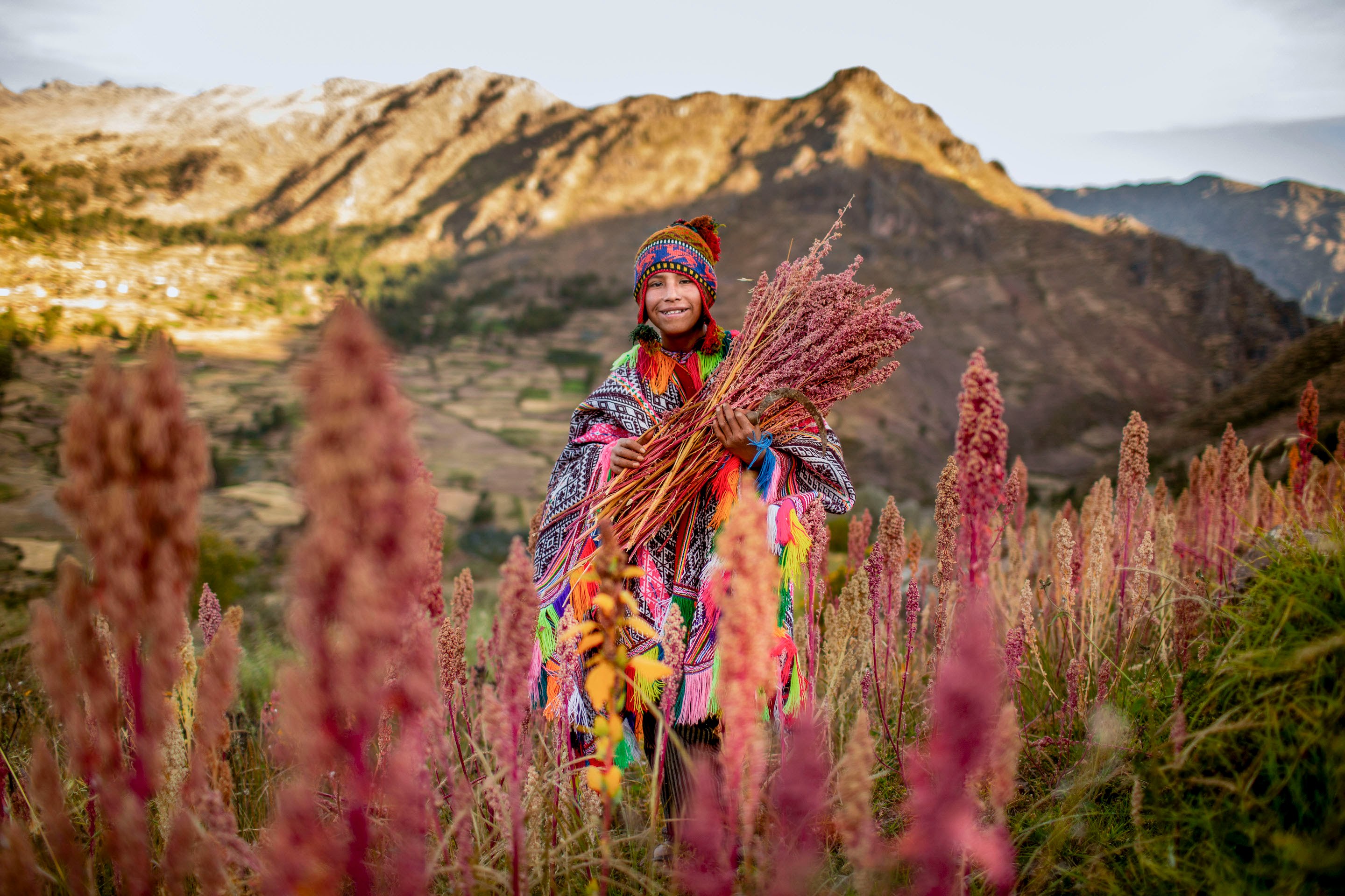 PE-Algemeen-Sacred-Valley-Colourfully-dressed-boy - Enigma.jpg