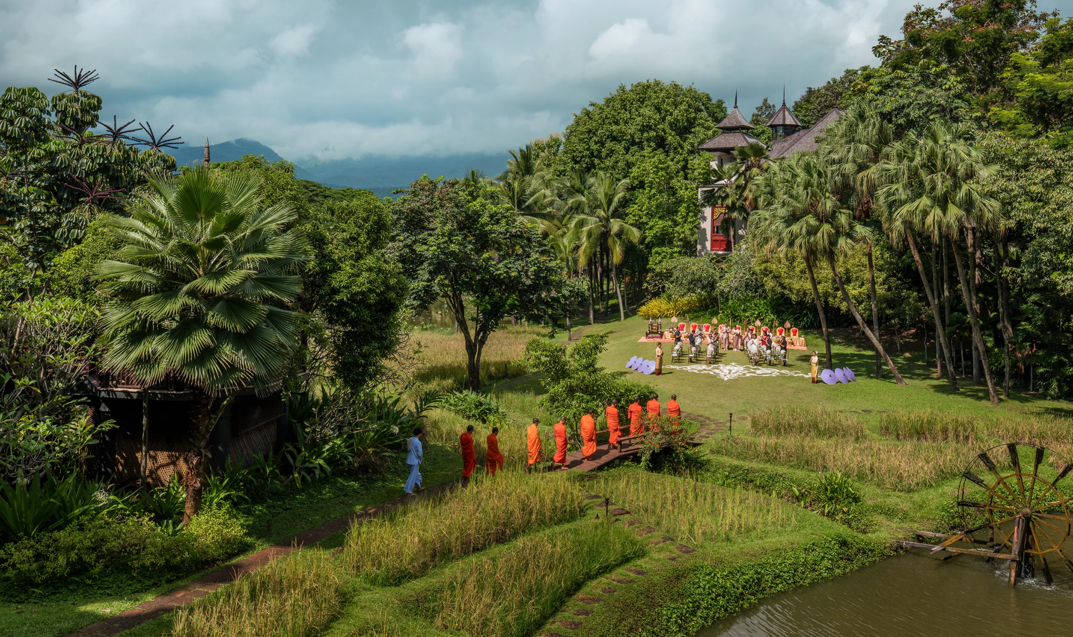 TH - FS Resort Chiang Mai - Monks Ceremonie.webp