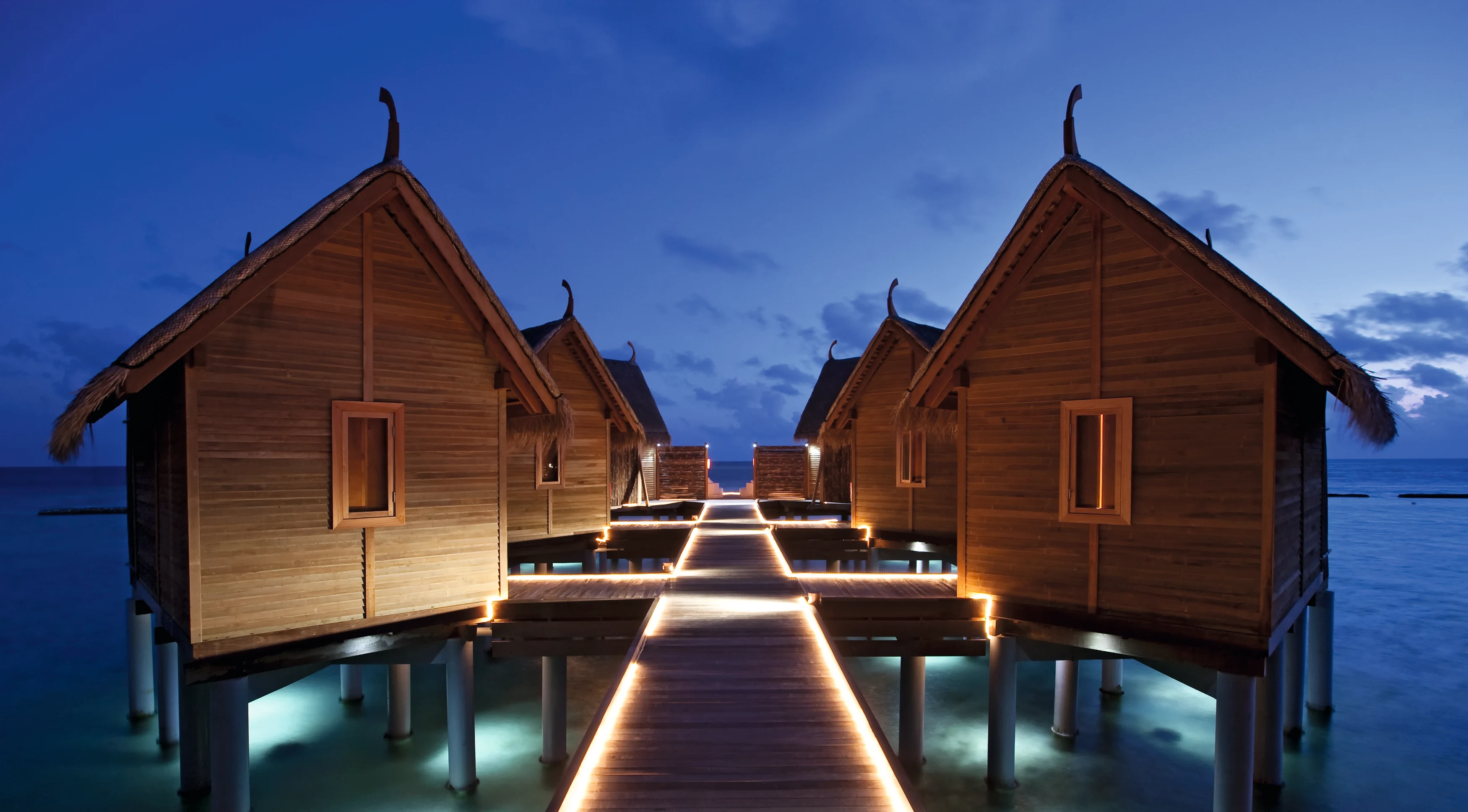 MV - Moofushi - Spa exterior.webp