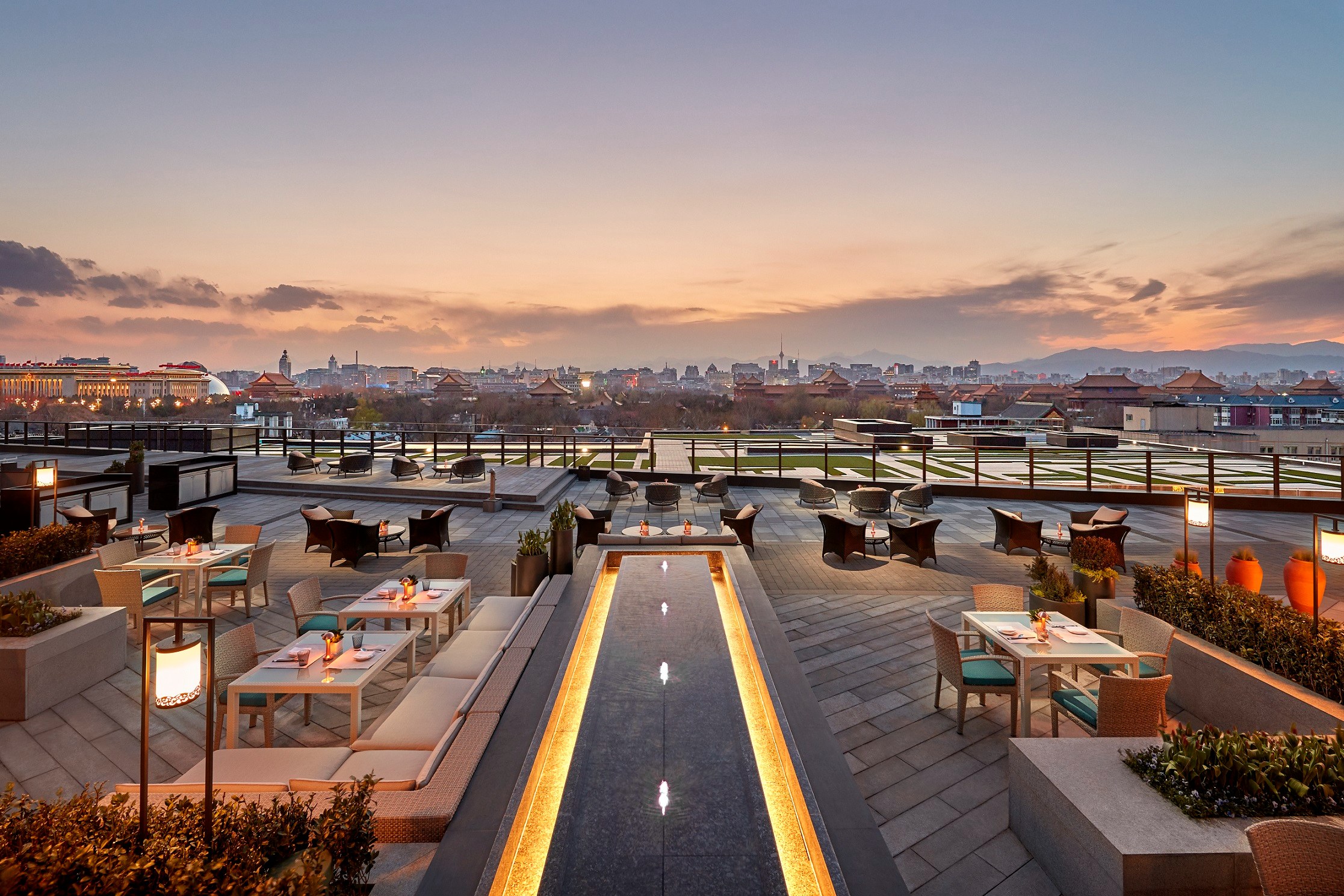 CN- Mandarin Oriental Wangfujing Terrace Dusk .jpg
