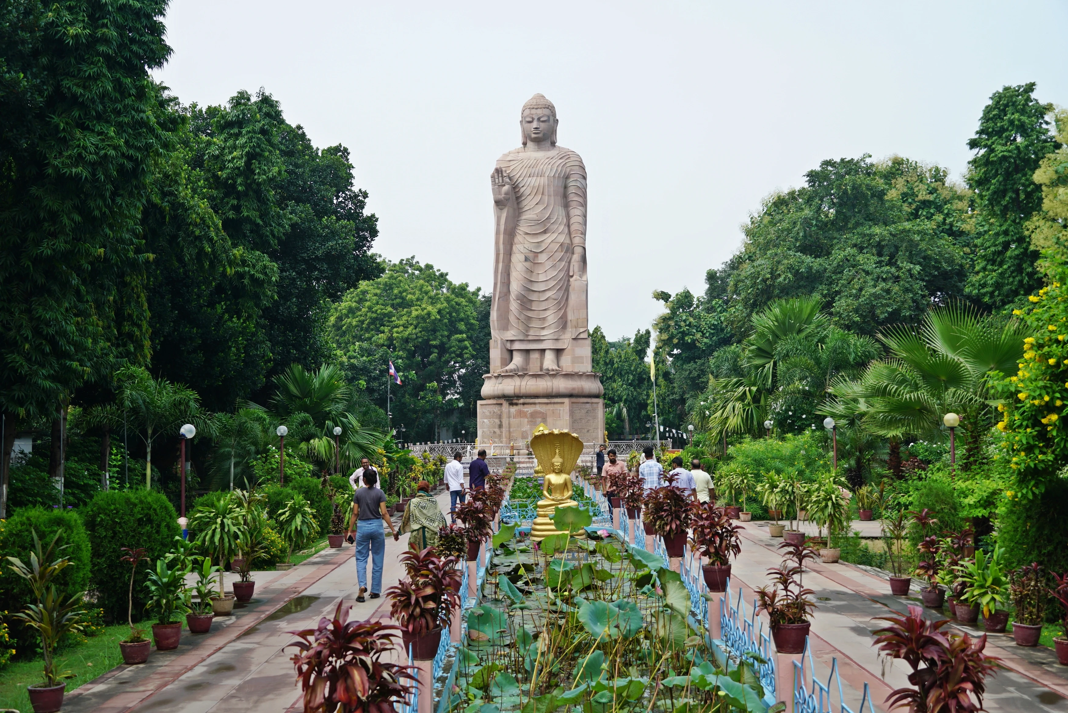 IN-Sarnath-Editorial only-Shutterstock.webp