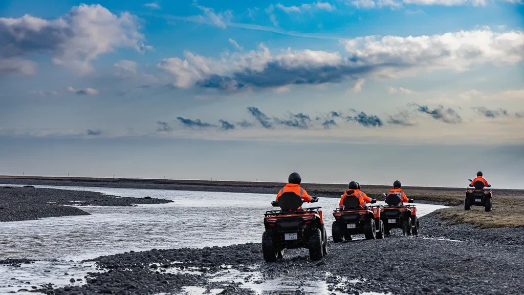 Is-excursie-quad-bike-avontuur-skafrafell-header.webp