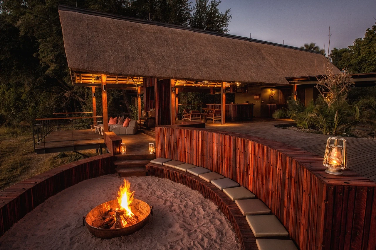 BW-Chitaba Camp-Fire deck and bar.webp