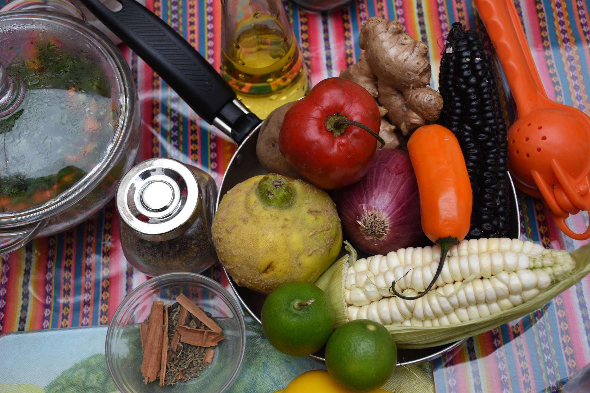 PE-Excursie-home-cooked-lima-header-compressed.jpg
